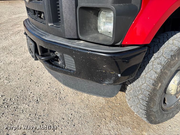 image for item FB3327 2008 Ford F250 Super Duty pickup truck