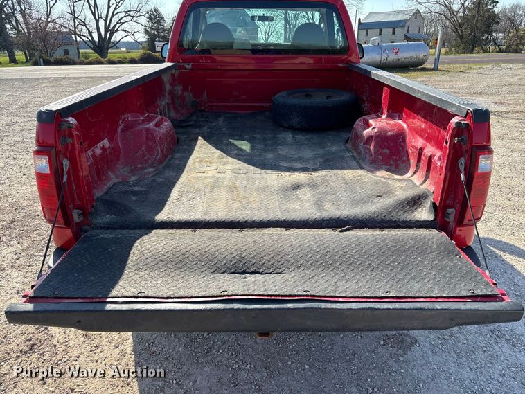 image for item FB3327 2008 Ford F250 Super Duty pickup truck