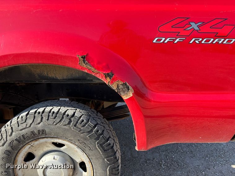 image for item FB3327 2008 Ford F250 Super Duty pickup truck