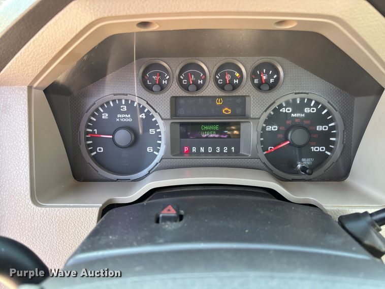 image for item FB3327 2008 Ford F250 Super Duty pickup truck