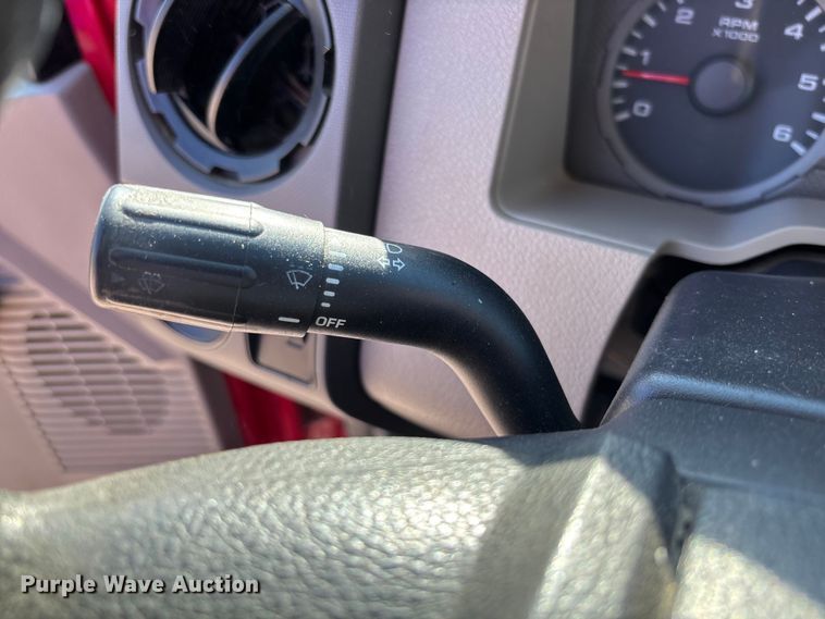 image for item FB3327 2008 Ford F250 Super Duty pickup truck