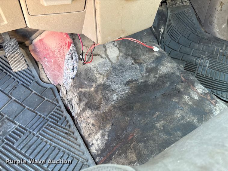 image for item FB3327 2008 Ford F250 Super Duty pickup truck