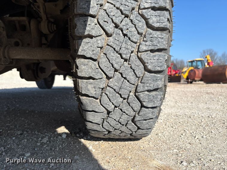 image for item FB3327 2008 Ford F250 Super Duty pickup truck