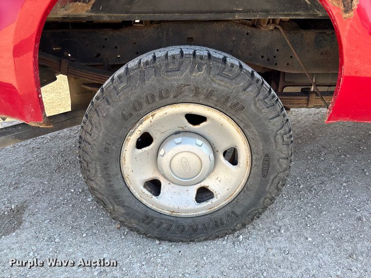 image for item FB3327 2008 Ford F250 Super Duty pickup truck