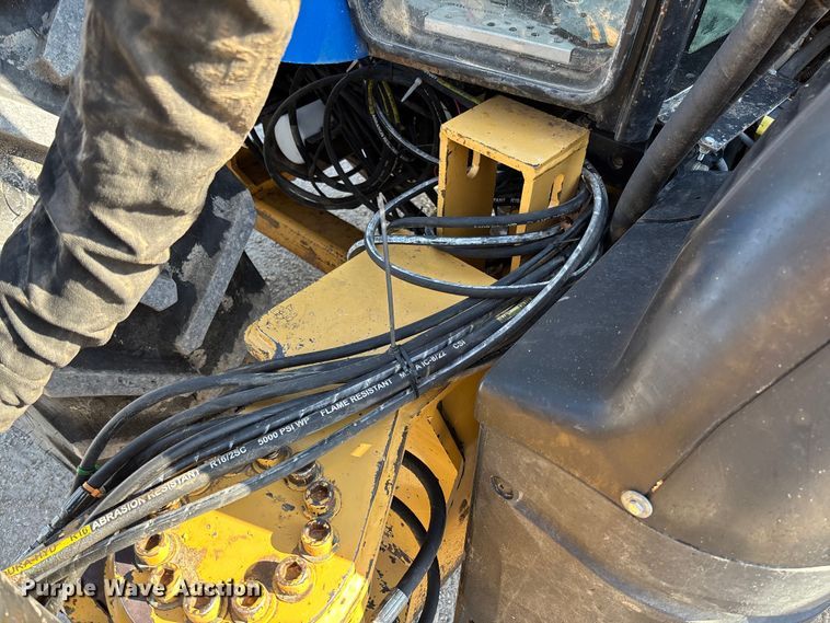 image for item FB3328 2016 New Holland T56.120 MFWD tractor