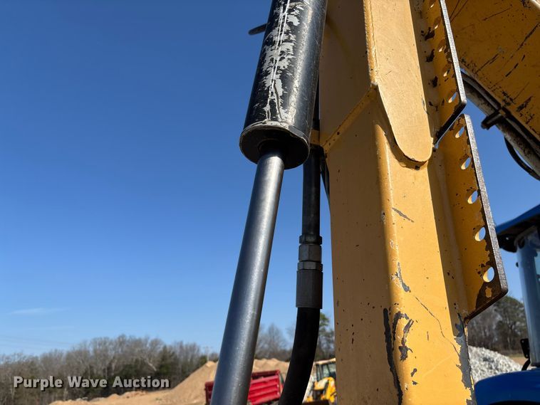 image for item FB3328 2016 New Holland T56.120 MFWD tractor