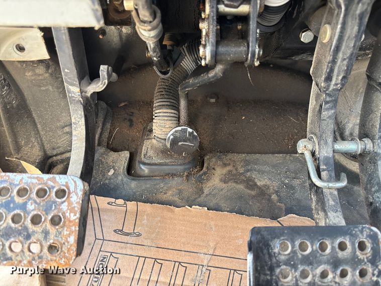 image for item FB3328 2016 New Holland T56.120 MFWD tractor