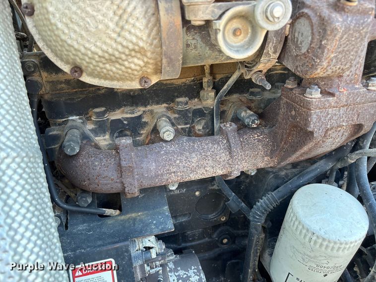 image for item FB3328 2016 New Holland T56.120 MFWD tractor
