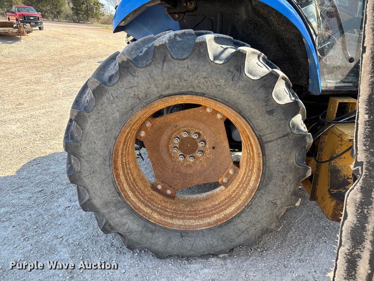 image for item FB3328 2016 New Holland T56.120 MFWD tractor