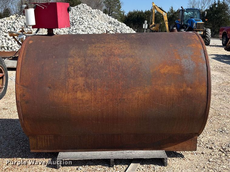 image for item FB3330 fuel tank