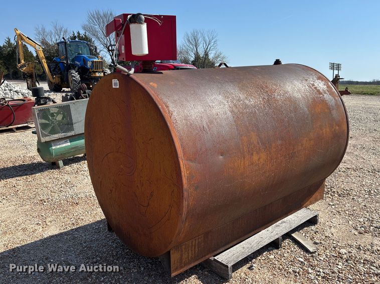 image for item FB3330 fuel tank