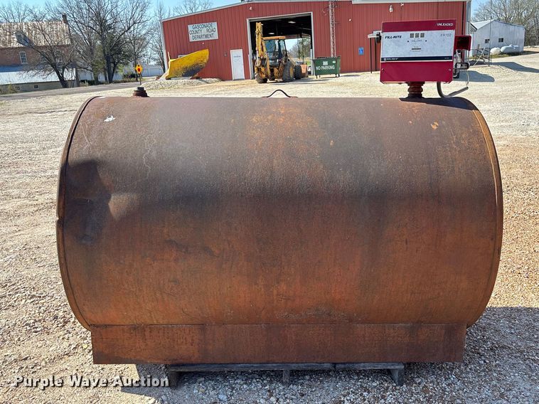 image for item FB3330 fuel tank