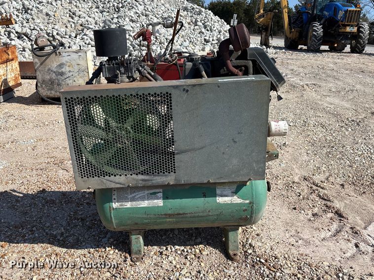image for item FB3331 Speedaire 5F564A air compressor
