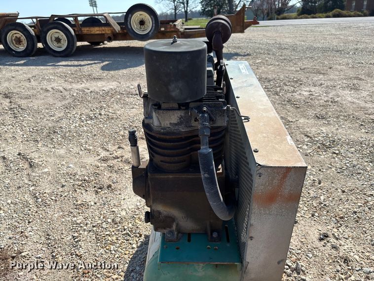 image for item FB3331 Speedaire 5F564A air compressor