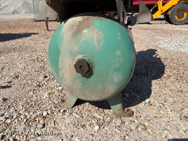 image for item FB3331 Speedaire 5F564A air compressor