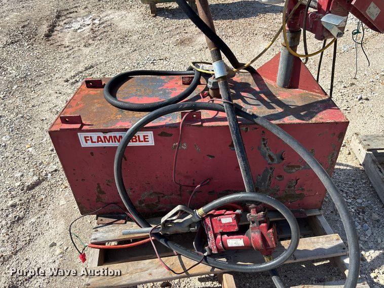 image for item FB3332 (3) Fuel tanks