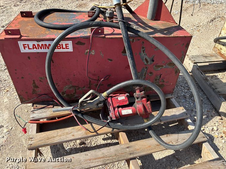 image for item FB3332 (3) Fuel tanks