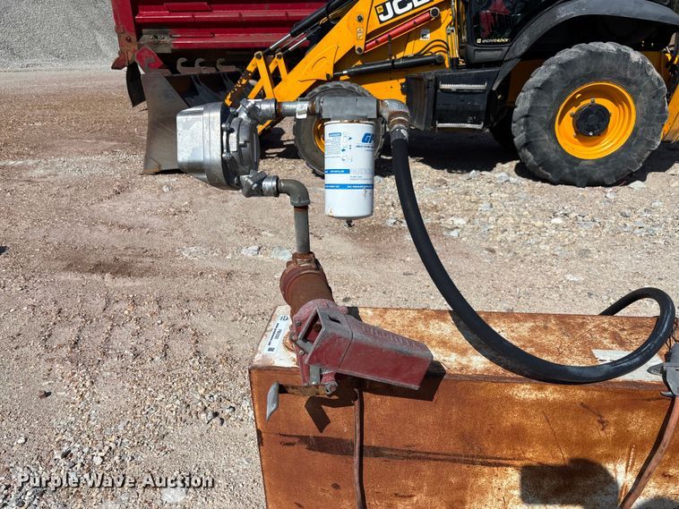 image for item FB3332 (3) Fuel tanks