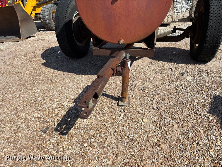 image for item FB3333 We-Mac fuel trailer