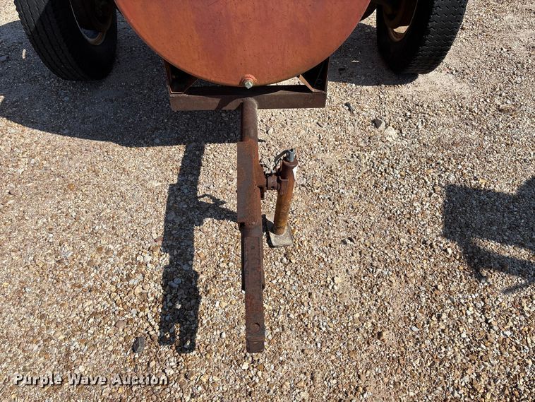 image for item FB3333 We-Mac fuel trailer