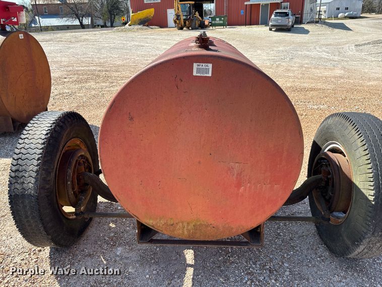 image for item FB3333 We-Mac fuel trailer