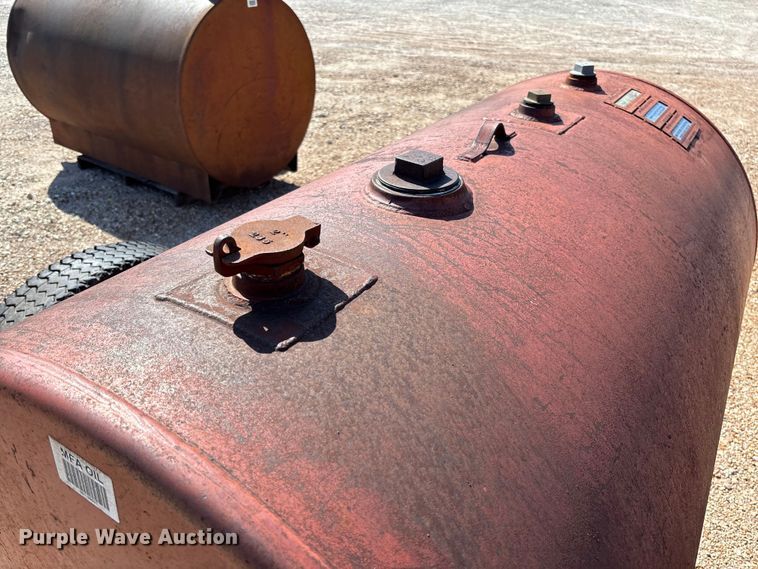 image for item FB3333 We-Mac fuel trailer