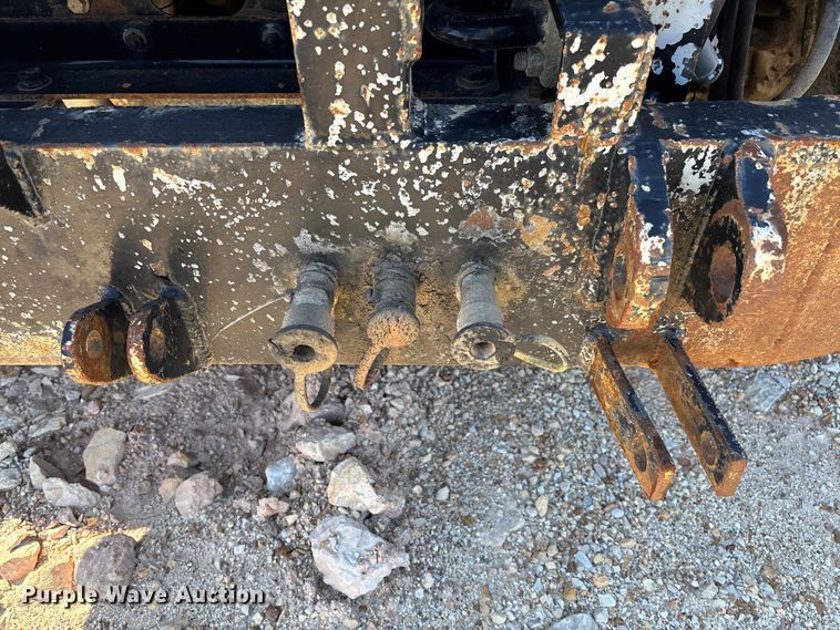 image for item FB3335 2011 International 7400 dump truck