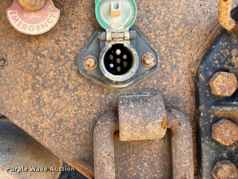 image for item FB3335 2011 International 7400 dump truck