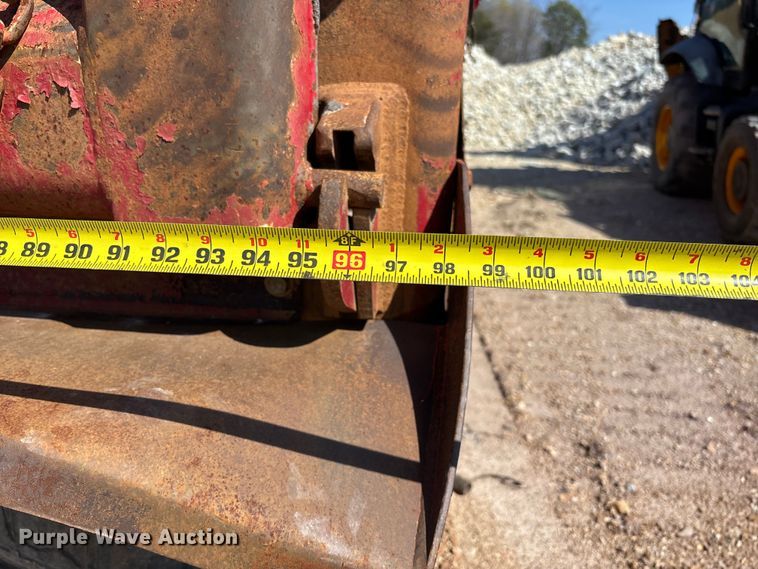 image for item FB3335 2011 International 7400 dump truck