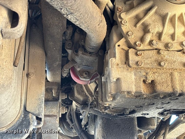 image for item FB3335 2011 International 7400 dump truck