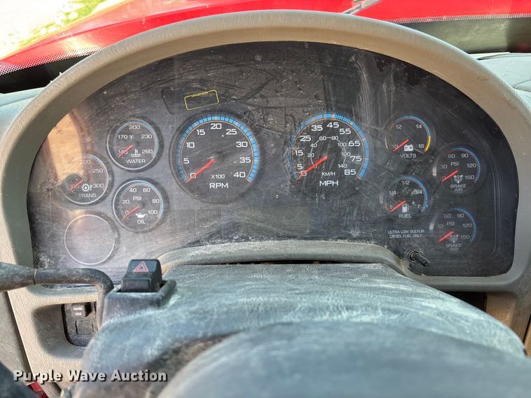 image for item FB3335 2011 International 7400 dump truck