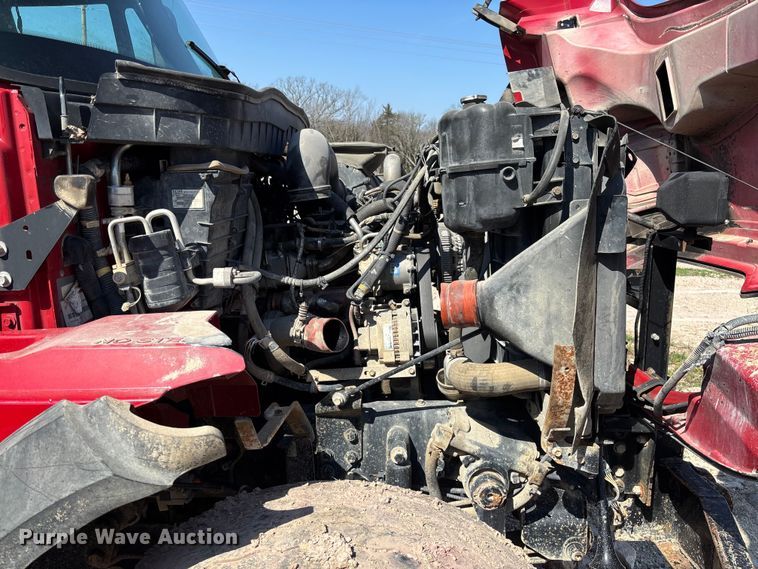 image for item FB3335 2011 International 7400 dump truck