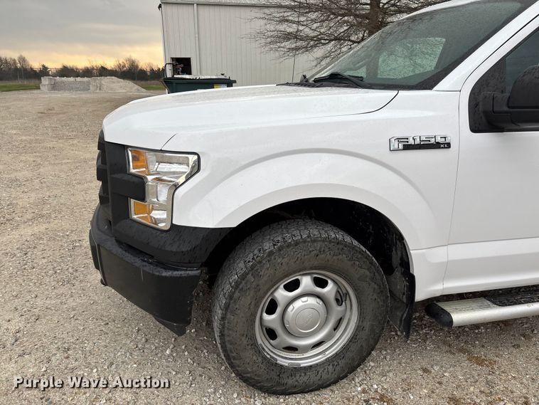image for item FB3338 2015 Ford F150 Ext. Cab pickup truck