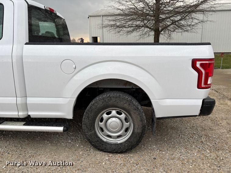 image for item FB3338 2015 Ford F150 Ext. Cab pickup truck