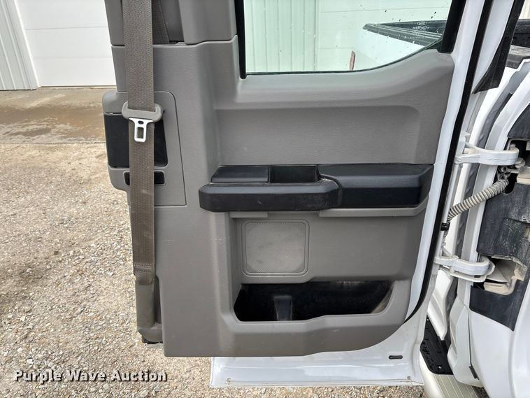 image for item FB3338 2015 Ford F150 Ext. Cab pickup truck