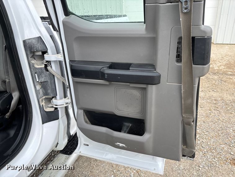 image for item FB3338 2015 Ford F150 Ext. Cab pickup truck