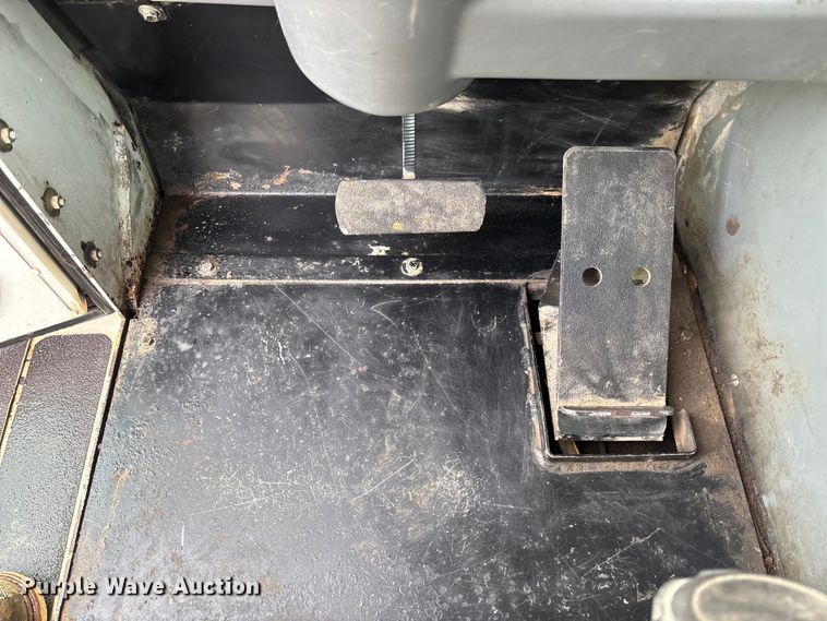 image for item FB3344 Elgin Pelican street sweeper