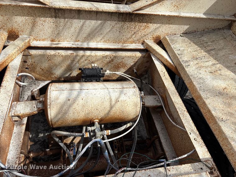 image for item FB3616 2005 Corn Belt Mfg. bottom dump trailer