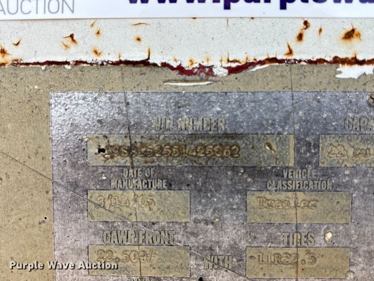 image for item FB3616 2005 Corn Belt Mfg. bottom dump trailer