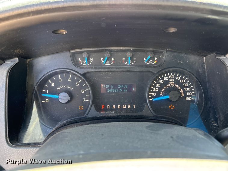 image for item FB3621 2014 Ford F150 Crew Cab pickup truck