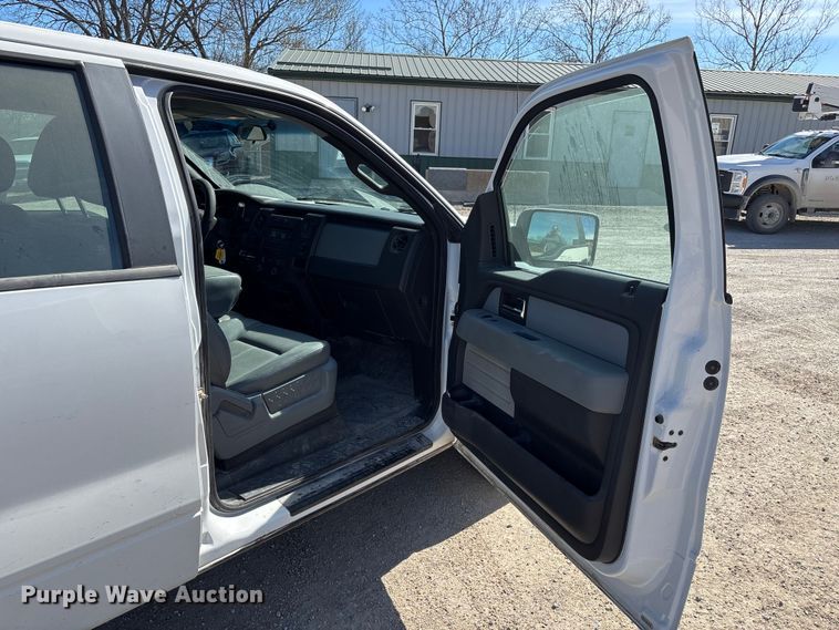 image for item FB3621 2014 Ford F150 Crew Cab pickup truck