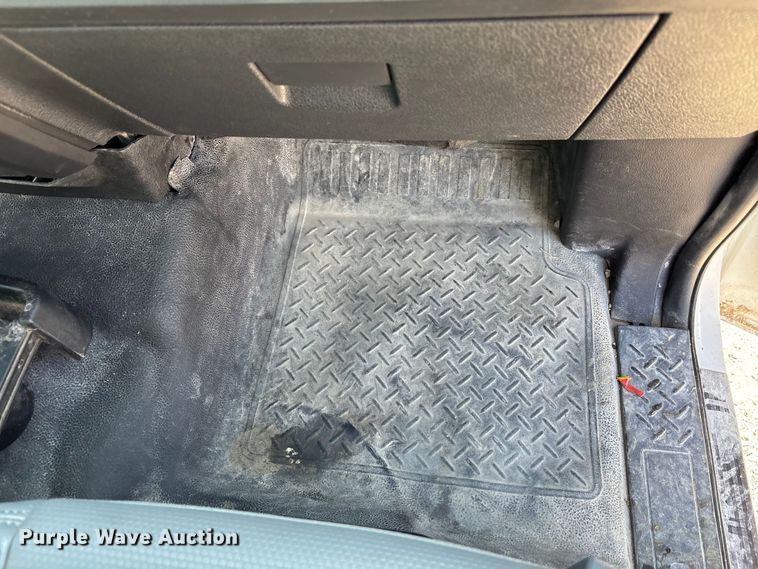 image for item FB3621 2014 Ford F150 Crew Cab pickup truck