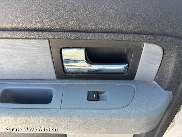 image for item FB3621 2014 Ford F150 Crew Cab pickup truck