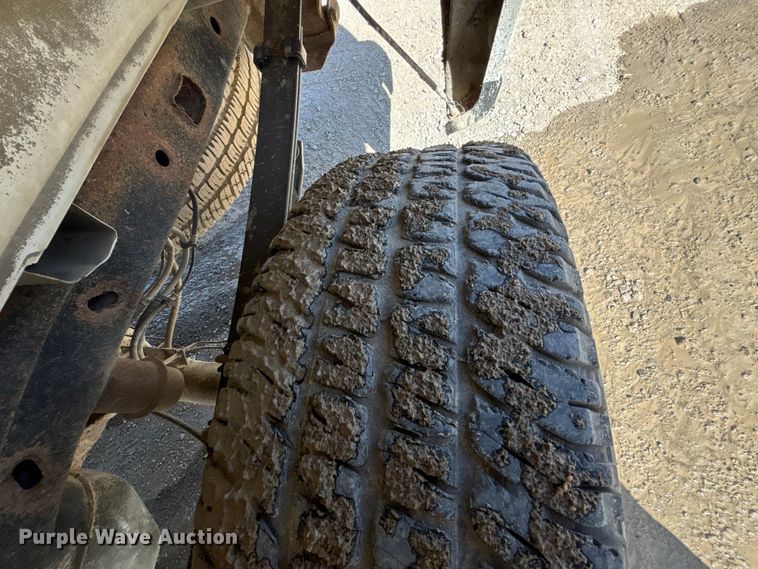 image for item FB3621 2014 Ford F150 Crew Cab pickup truck