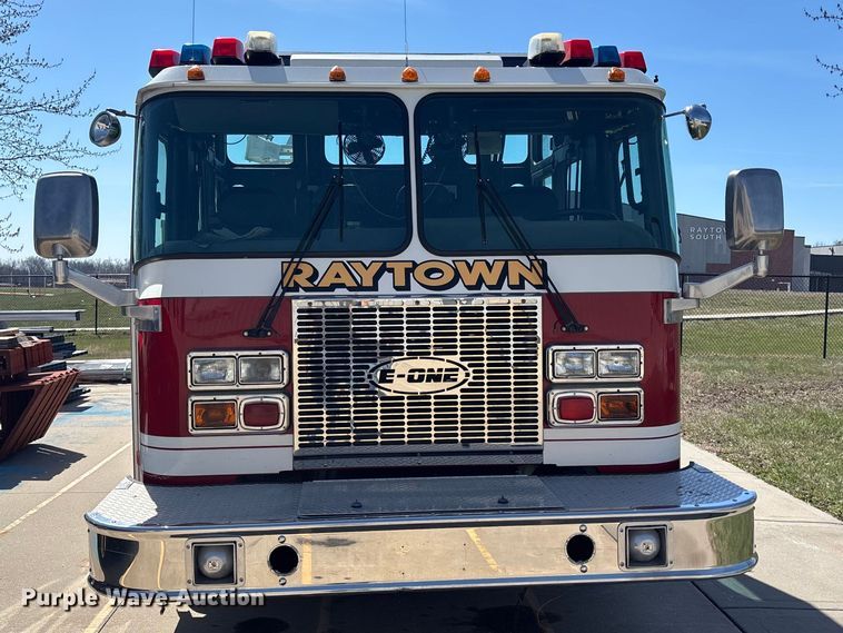 image for item FB3637 2000 E-One  pumper fire truck