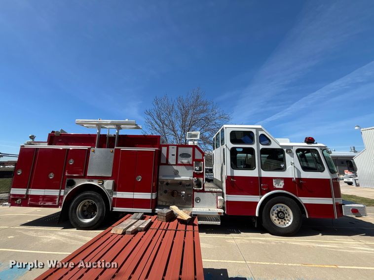 image for item FB3637 2000 E-One  pumper fire truck