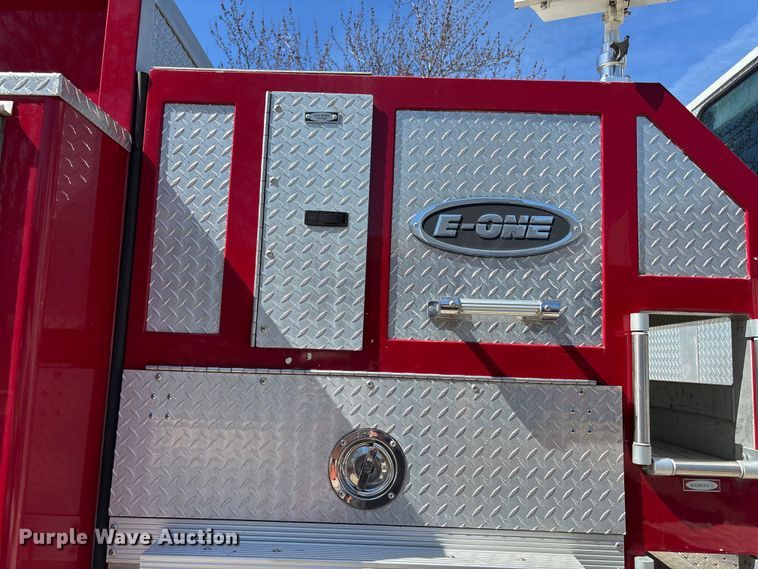 image for item FB3637 2000 E-One  pumper fire truck
