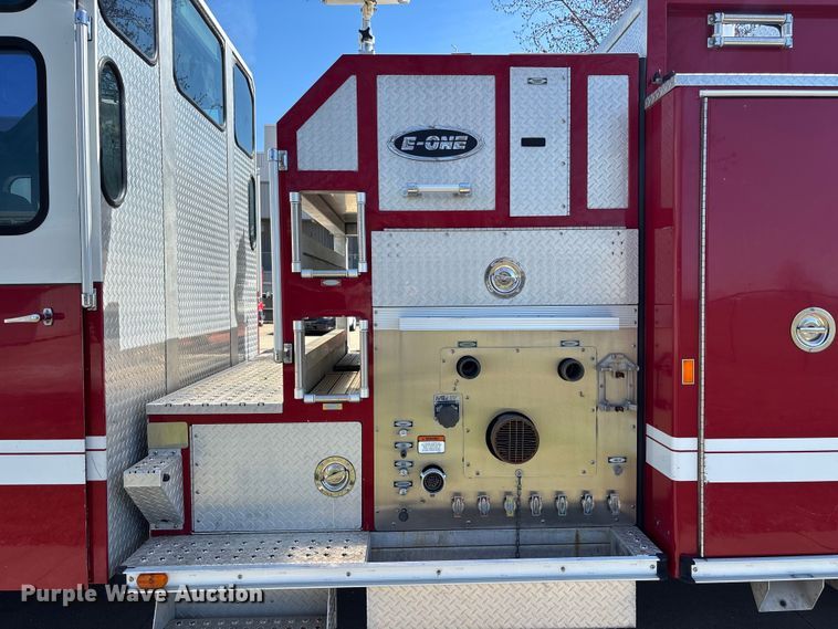 image for item FB3637 2000 E-One  pumper fire truck