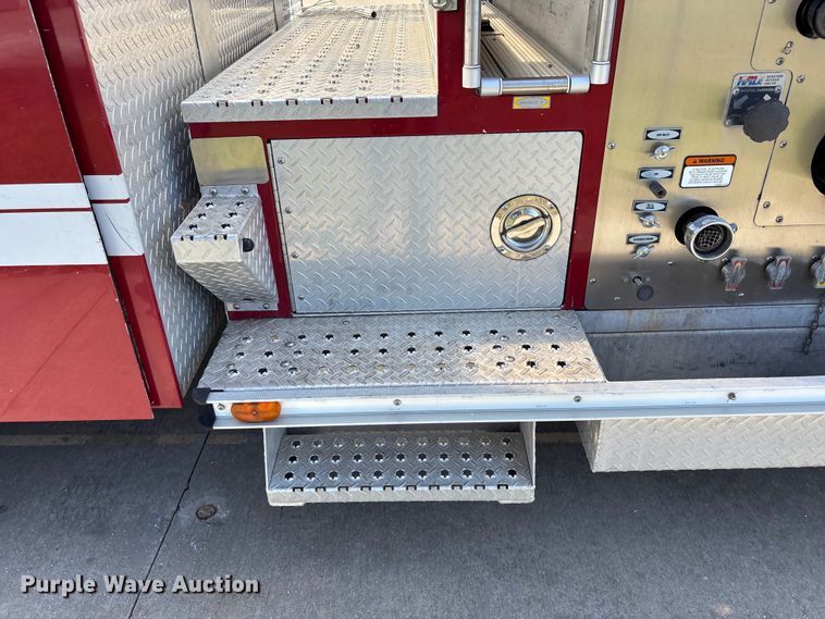 image for item FB3637 2000 E-One  pumper fire truck