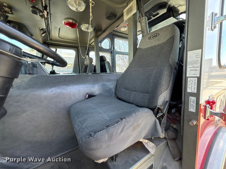 image for item FB3637 2000 E-One  pumper fire truck